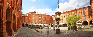 Place dans le centre ville de Montauban